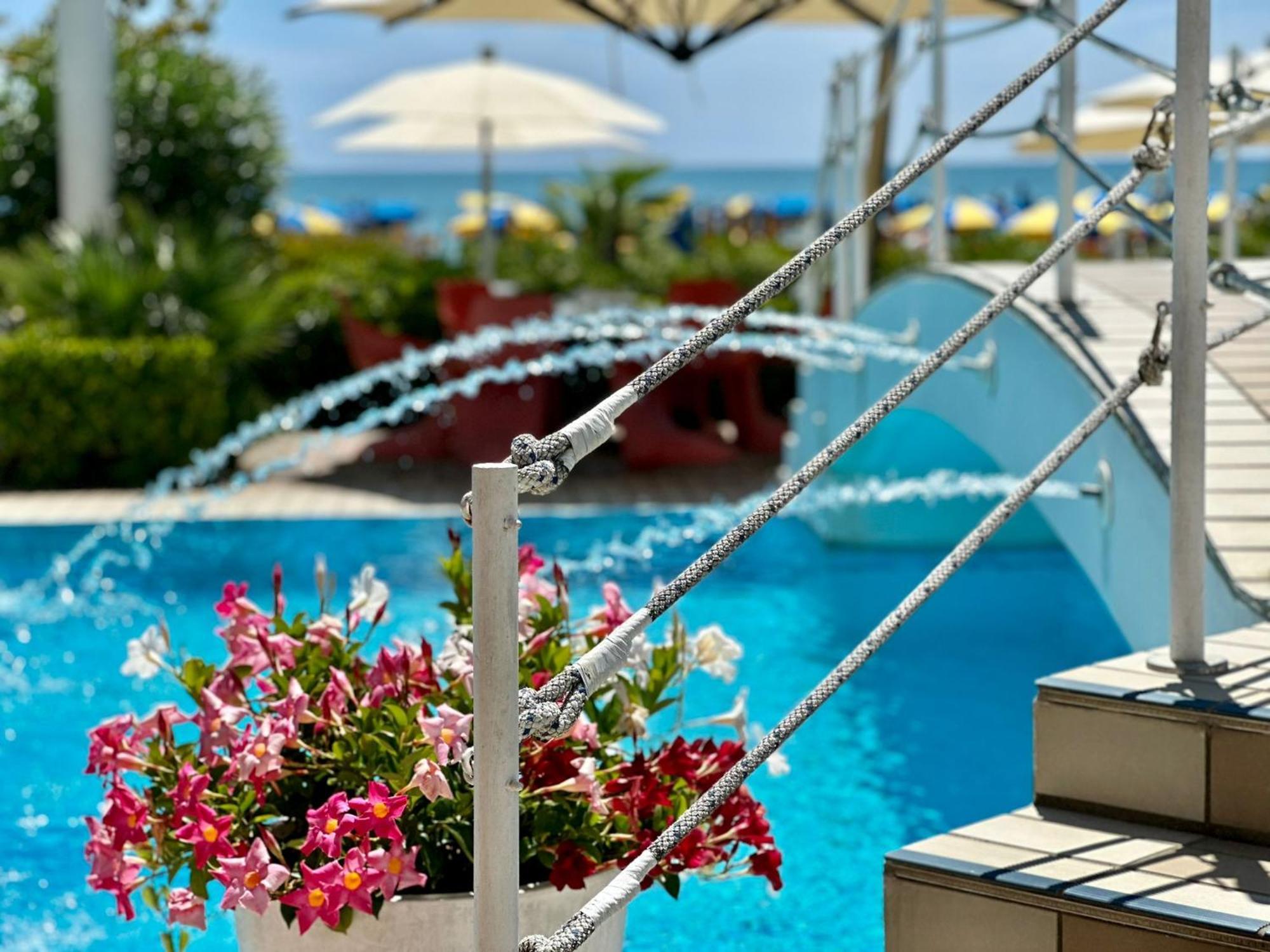 Ruhl Beach Hotel & Suites Τζεσόλο Λίντο Εξωτερικό φωτογραφία
