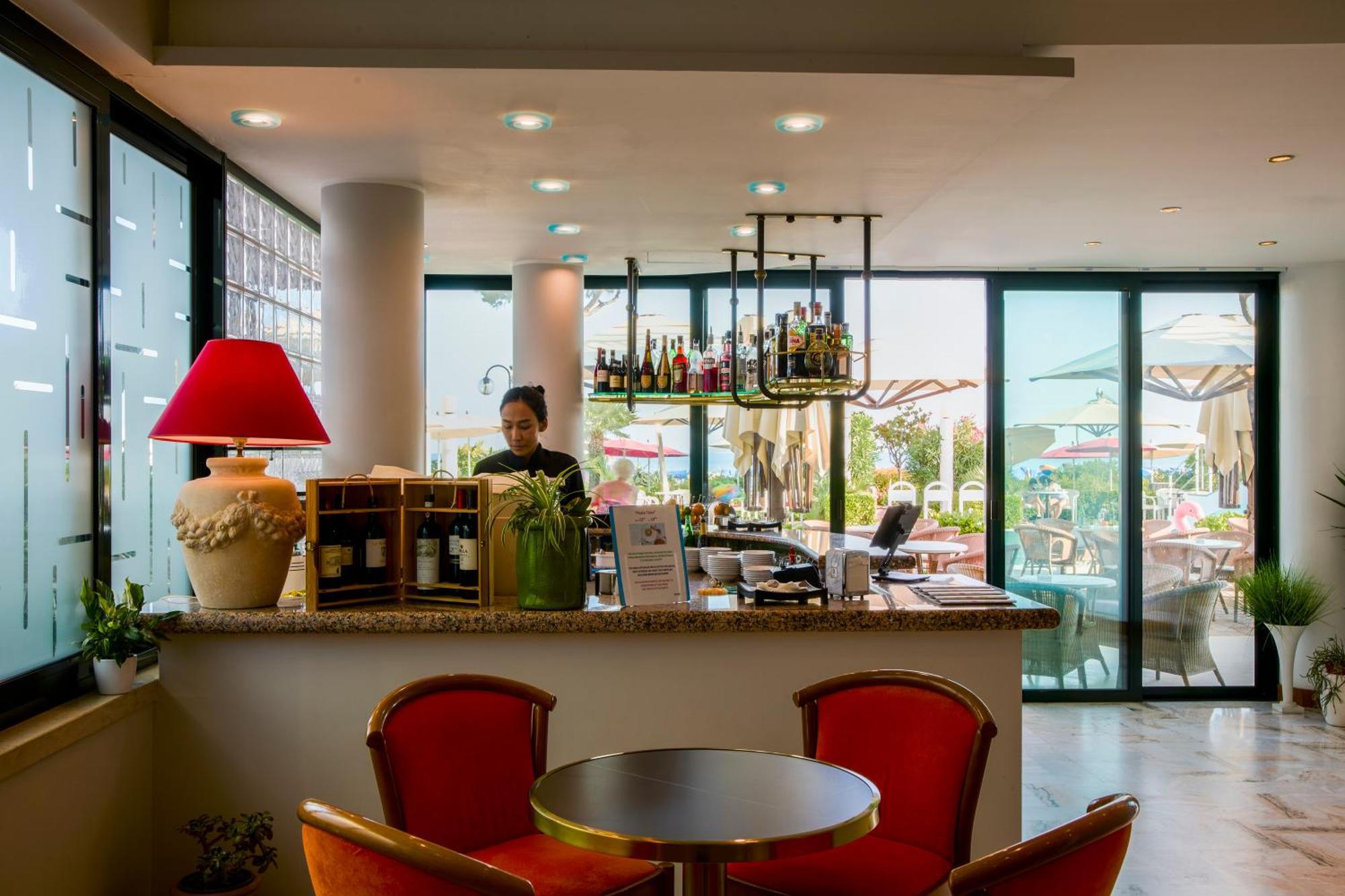 Ruhl Beach Hotel & Suites Τζεσόλο Λίντο Εξωτερικό φωτογραφία