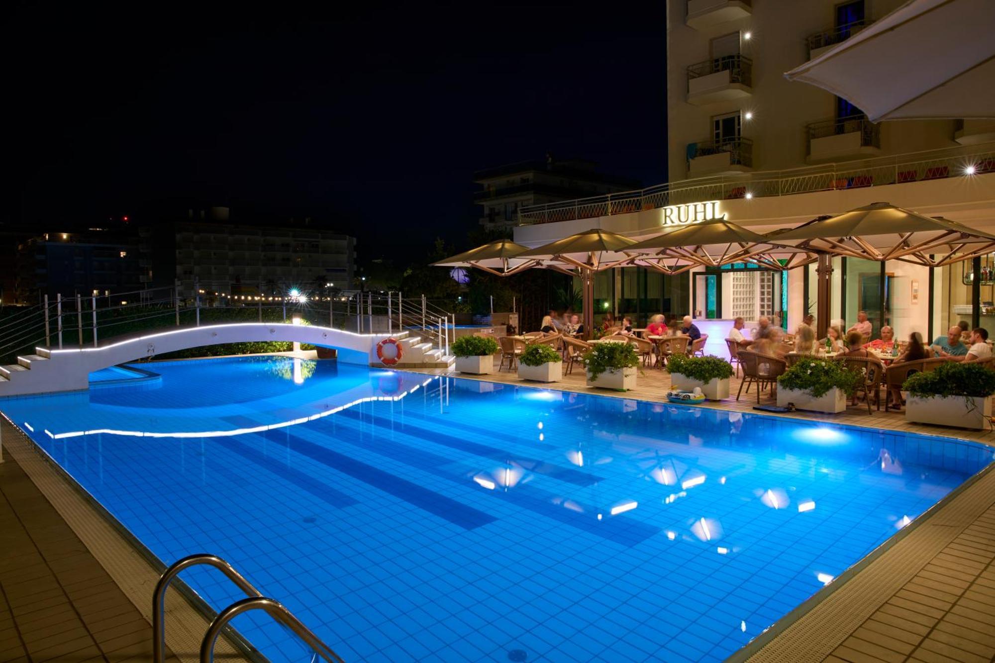 Ruhl Beach Hotel & Suites Τζεσόλο Λίντο Εξωτερικό φωτογραφία