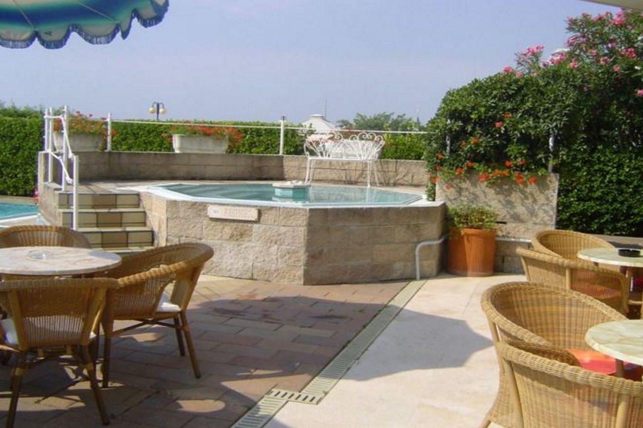 Ruhl Beach Hotel & Suites Τζεσόλο Λίντο Εξωτερικό φωτογραφία