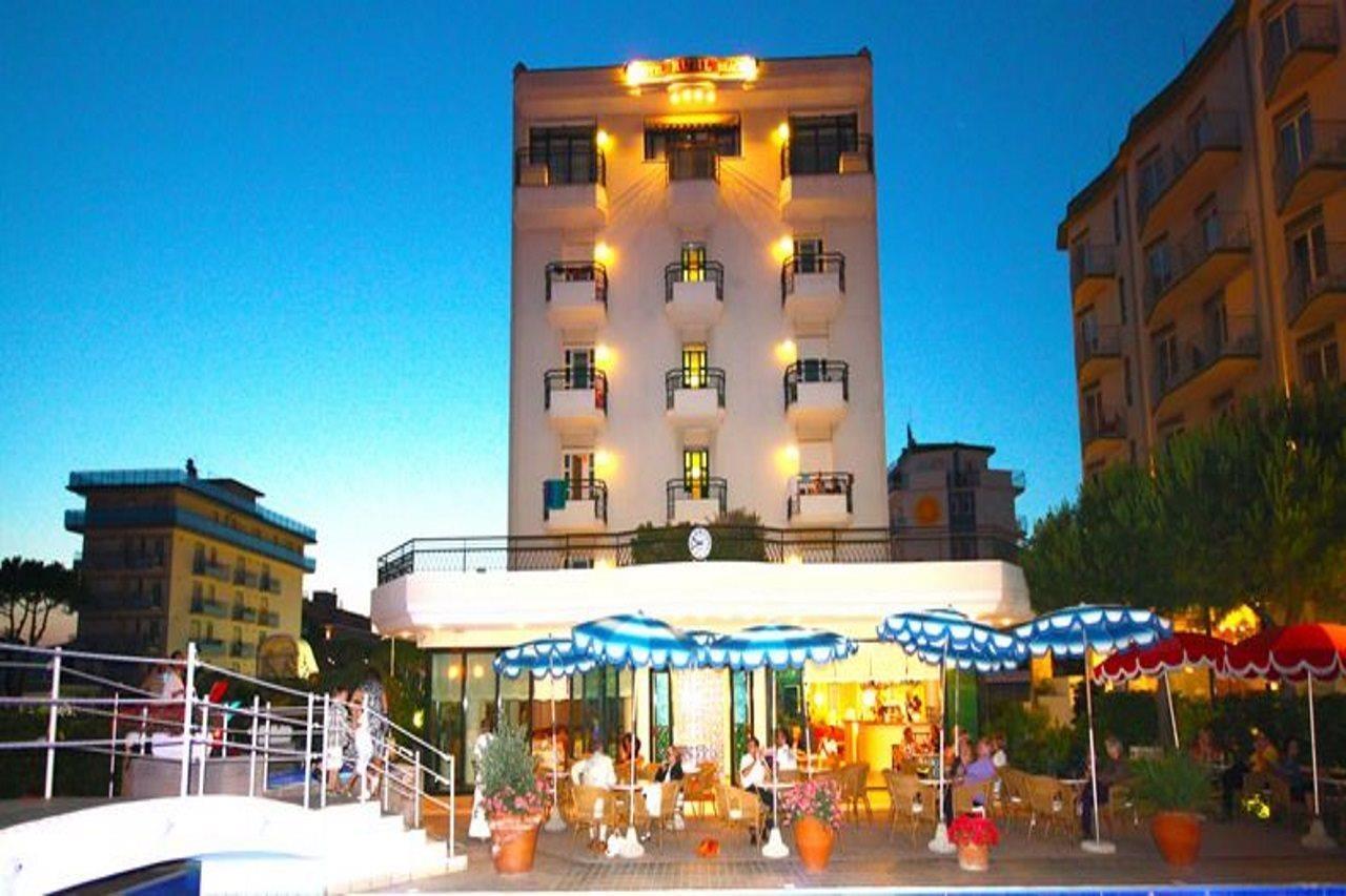 Ruhl Beach Hotel & Suites Τζεσόλο Λίντο Εξωτερικό φωτογραφία