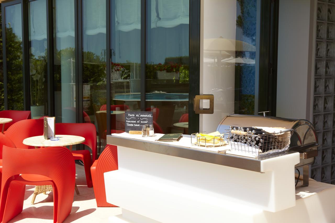 Ruhl Beach Hotel & Suites Τζεσόλο Λίντο Εξωτερικό φωτογραφία