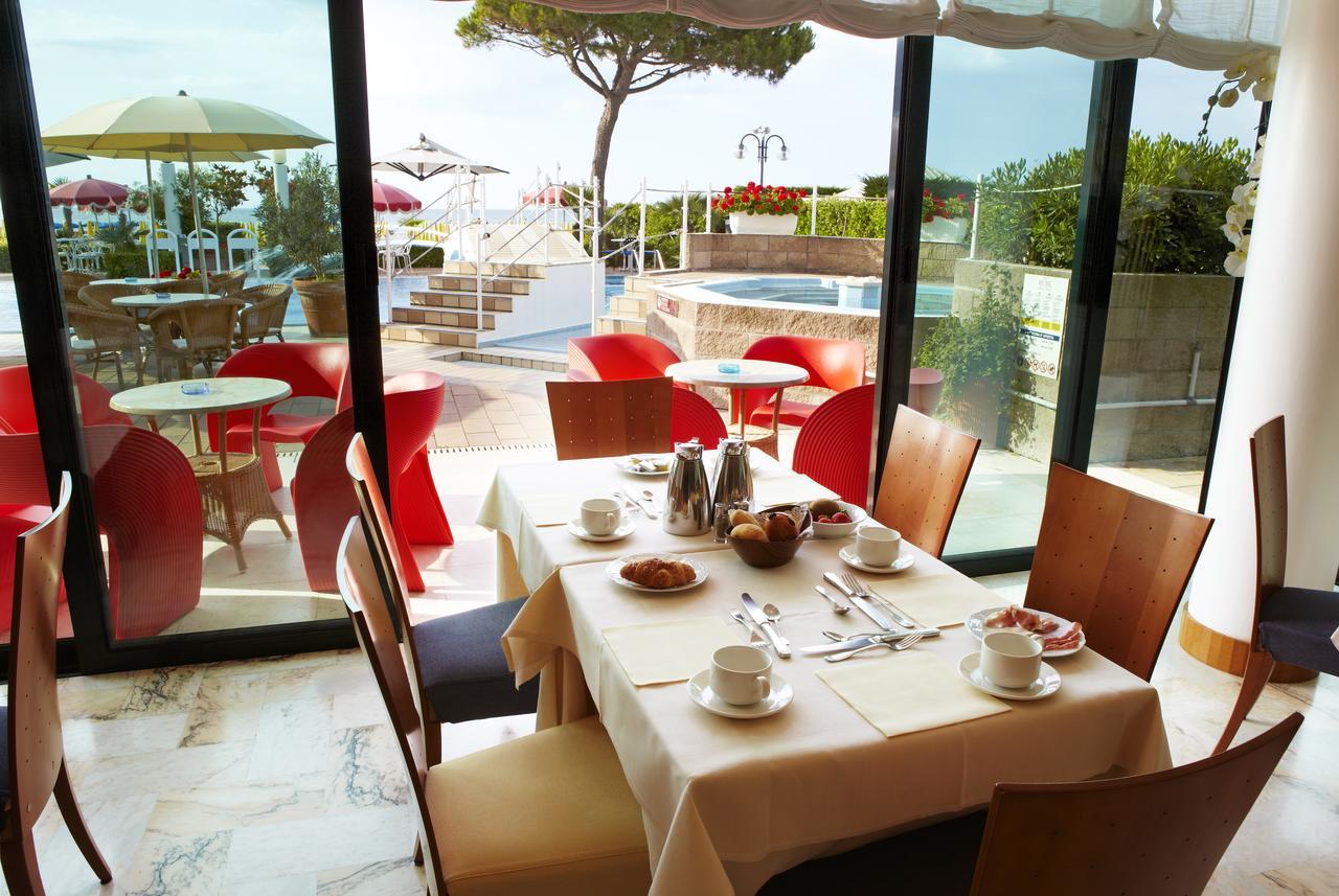 Ruhl Beach Hotel & Suites Τζεσόλο Λίντο Εξωτερικό φωτογραφία